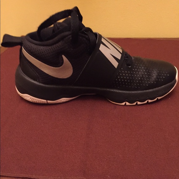 Nike footwear - Picture 2 of 3
